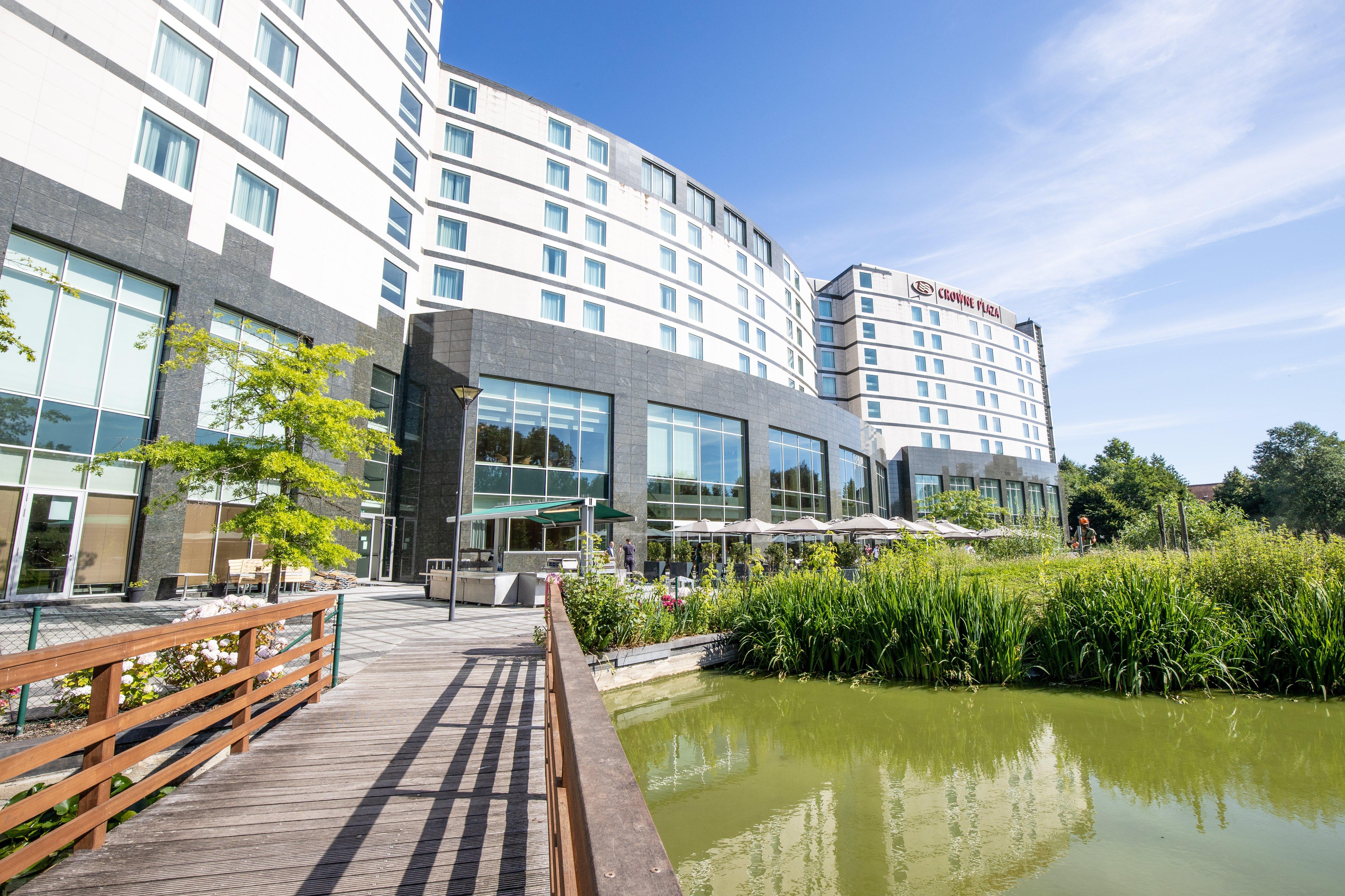 Hotel Crowne Plaza Brussels Airport By Ihg 4*
